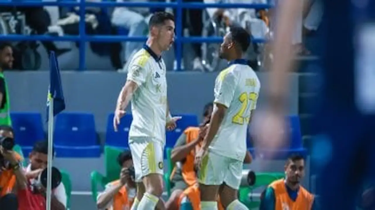 مواجهة قوية الليلة.. الفتح يصطدم بالنصر في الدوري السعودي